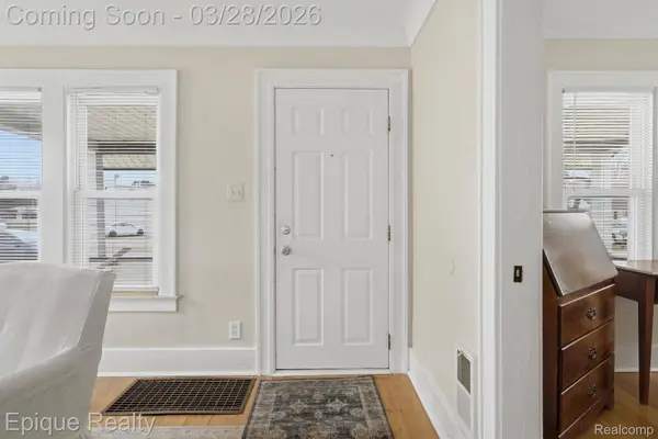 21416 Roosevelt AVE, Farmington Hills, MI 48336