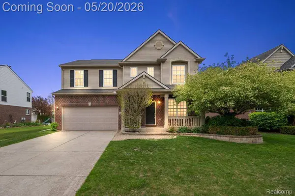 14257 Red Pine DR, Sterling Heights, MI 48313