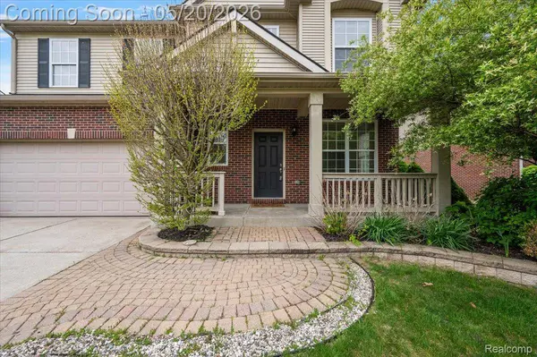 14257 Red Pine DR, Sterling Heights, MI 48313