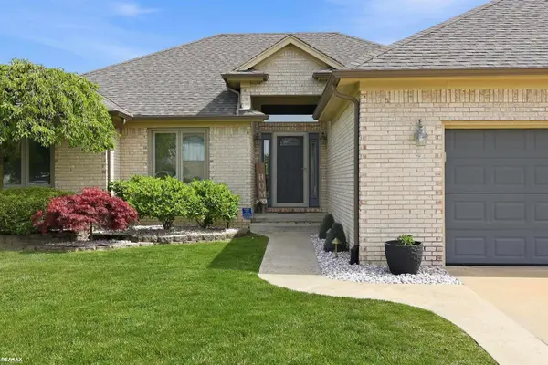 48822 Park Place DR, Macomb Twp, MI 48044