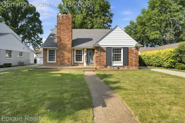 1206 Hawthorne RD, Grosse Pointe Woods, MI 48236