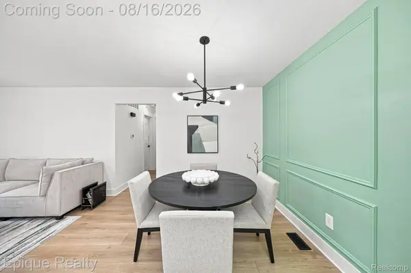 15031 Pilgrim CT, Shelby Charter Township, MI 48315