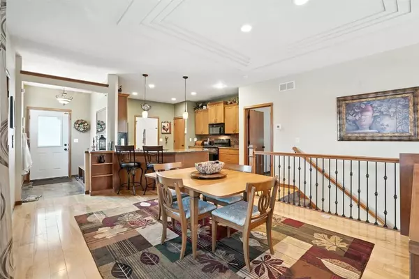 7032 Waterview DR SW, Cedar Rapids, IA 52404