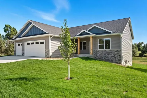 3115 Peregrine CT SE, Cedar Rapids, IA 52403