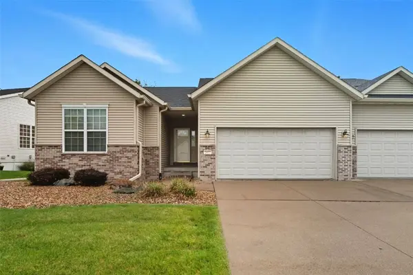 2977 Somerbrook LN, Marion, IA 52302