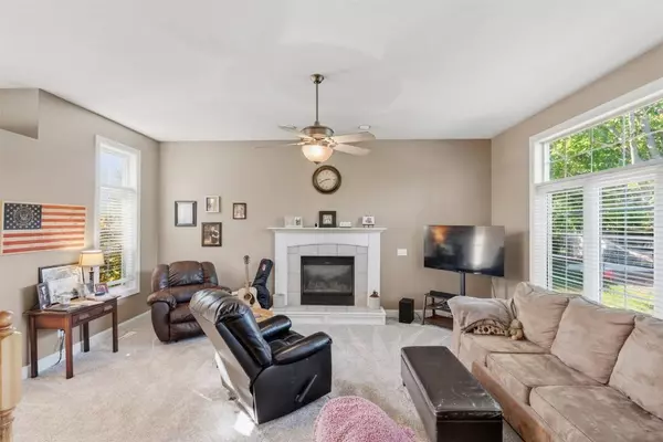 420 Woodbine DR, Marion, IA 52302