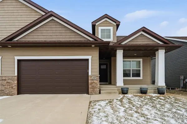 2465 Bluegrass ST, Marion, IA 52302