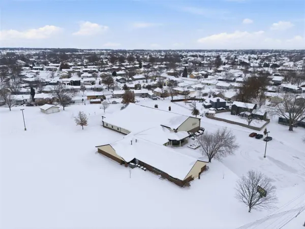1700 Boyson RD NE, Cedar Rapids, IA 52402