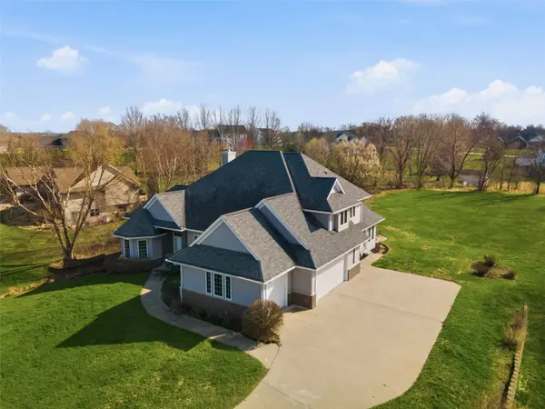 2502 River Run CT, Cedar Rapids, IA 52411