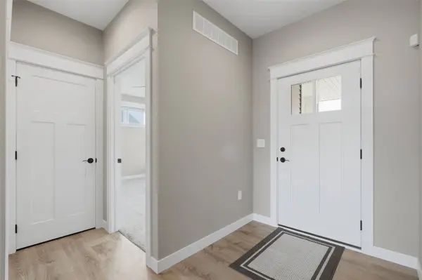 1735 Cottage Ridge DR, Marion, IA 52302