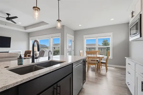1735 Cottage Ridge DR, Marion, IA 52302