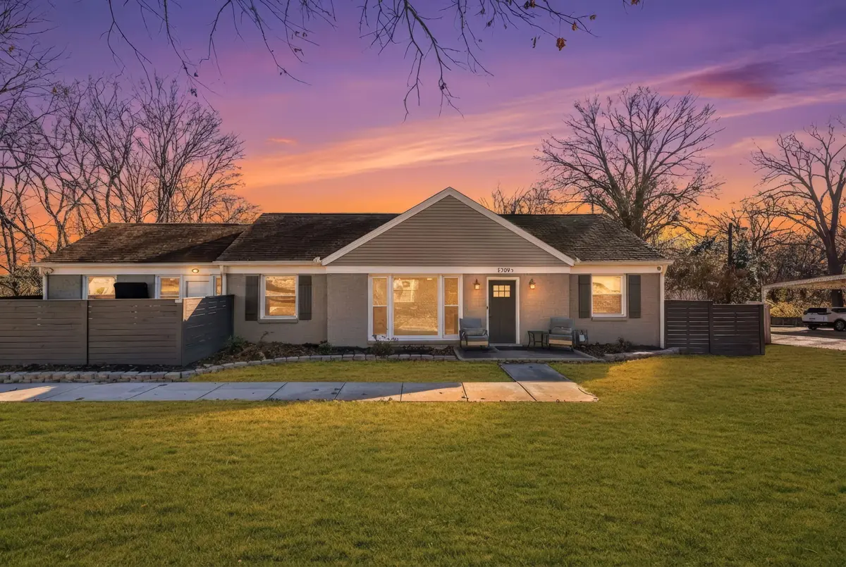 1709 Porter Rd #A, Nashville, TN 37206-1215