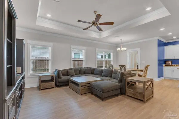 7057 Whitetail Run Dr, Pensacola, FL 32526