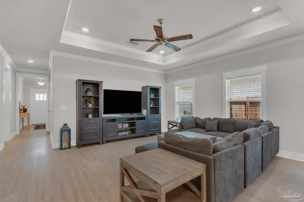 7057 Whitetail Run Dr, Pensacola, FL 32526