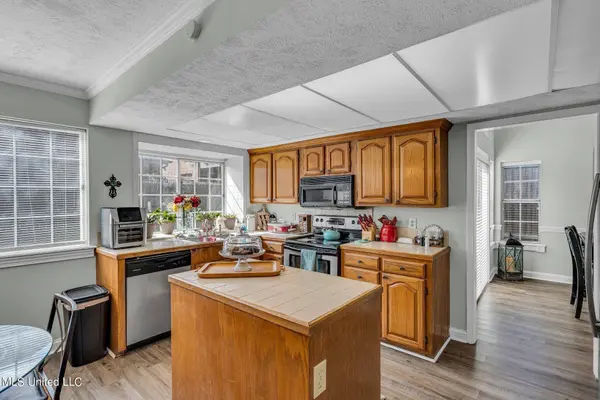 3016 E Fairway Drive, Brandon, MS 39047