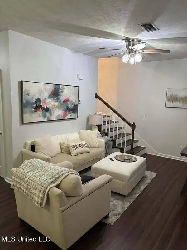 1306 Saint Andrews Lane, Starkville, MS 39759