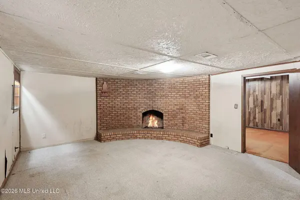 3887 Forest Hill Road, Jackson, MS 39212