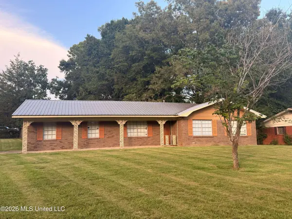 550 Mary Ann Drive