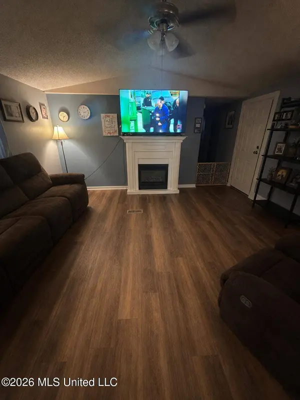 13 Douglas Circle, Sontag, MS 39665