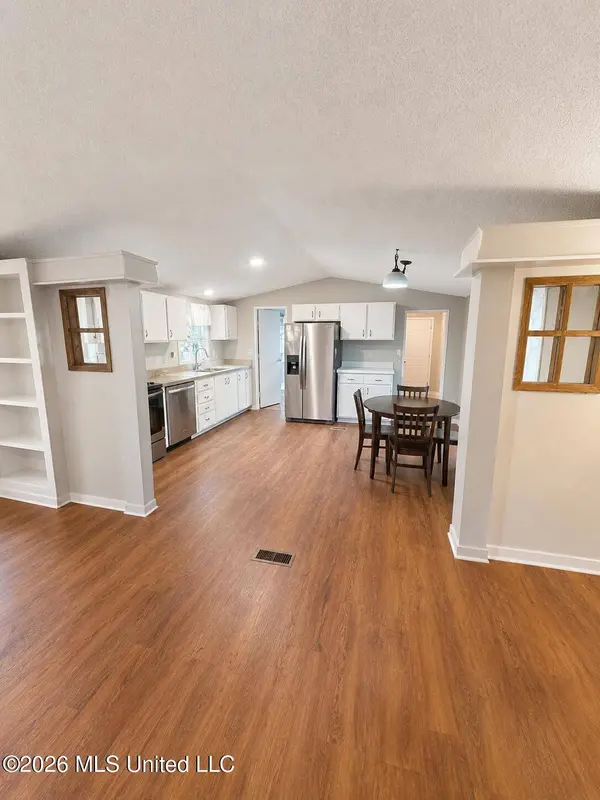 13 Douglas Circle, Sontag, MS 39665