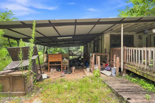 516 Graball Freerun Road, Yazoo City, MS 39194