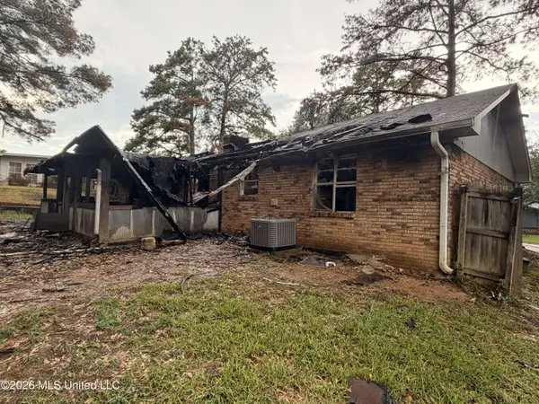 2906 Pine Ridge Drive, Pearl, MS 39208