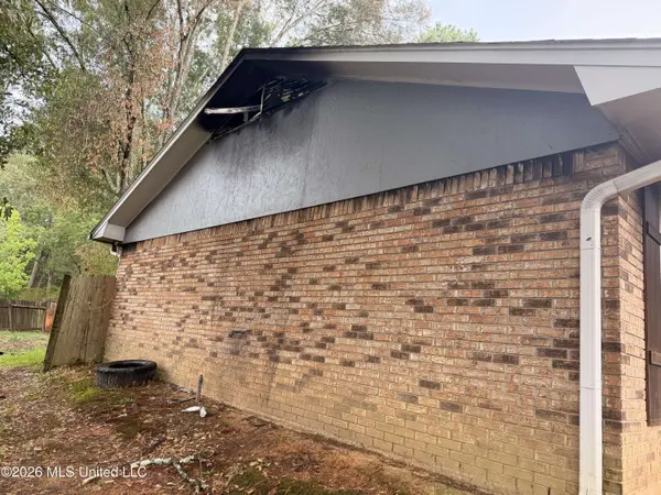 2906 Pine Ridge Drive, Pearl, MS 39208