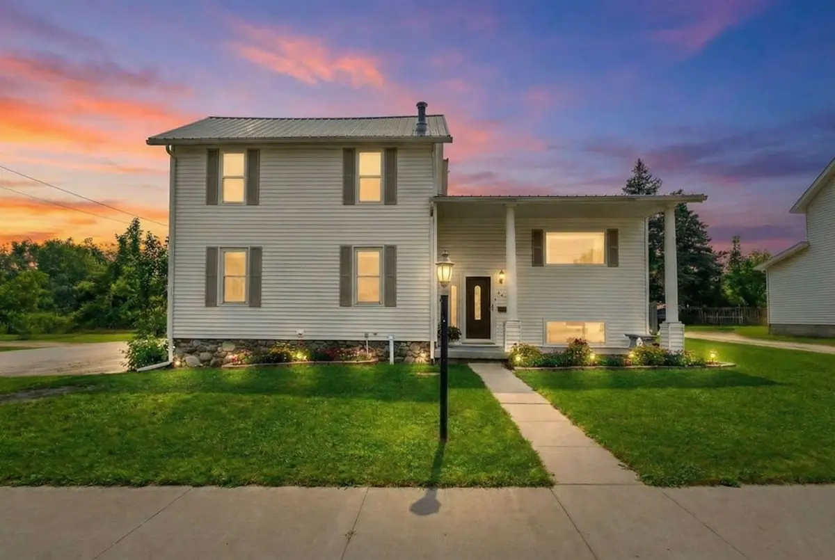 260 Duncan Ave, Cheboygan, MI 49721-1314