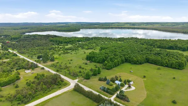 V/L 10 Acr Larks Lake Road