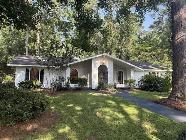 1704 Ridgewood Dr., Columbia, MS 39429