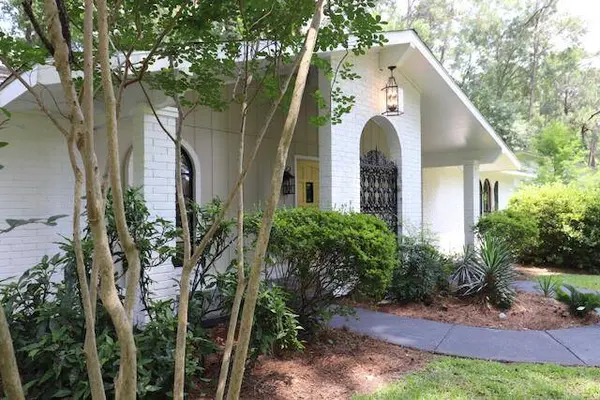1704 Ridgewood Dr., Columbia, MS 39429