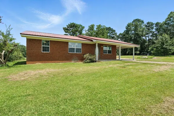 363 McNease Rd, Bassfield, MS 39421