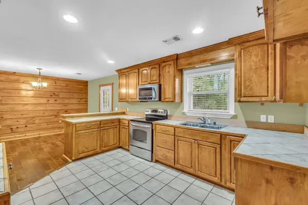 53 Gibson-Sanford Ln., Columbia, MS 39429
