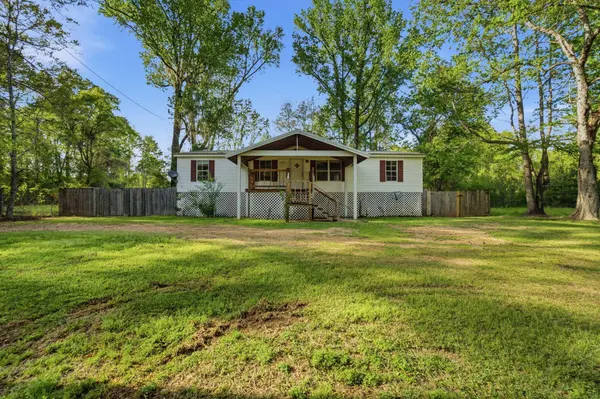 614 Jones Ln., Columbia, MS 39429