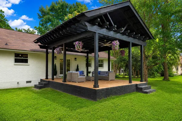 1602 Church St., Columbia, MS 39429