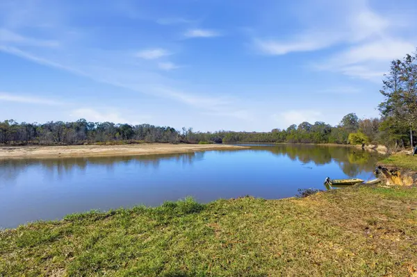 435 Highway 43, Columbia, MS 39429