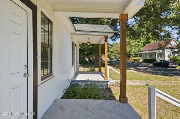 807 Central Avenue, Columbia, MS 39429
