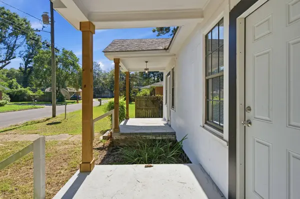 807 Central Ave., Columbia, MS 39429