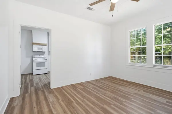 807 Central Ave., Columbia, MS 39429