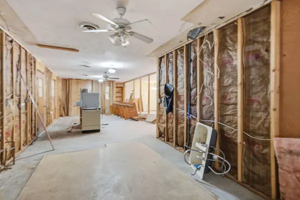 1806 Ridgewood Dr., Columbia, MS 39429