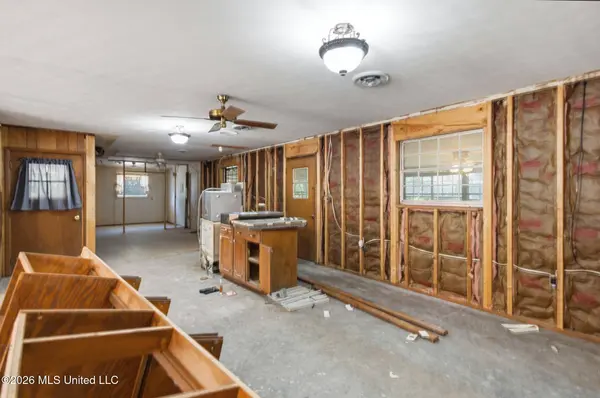 1806 Ridgewood Drive, Columbia, MS 39429