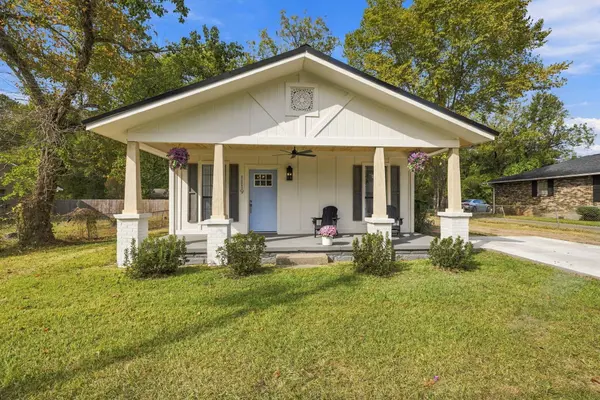 1119 West Ave.