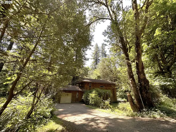 14940 GLENN CREEK LN, Coos Bay, OR 97420