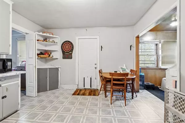 1116 21st AVE SW, Cedar Rapids, IA 52404