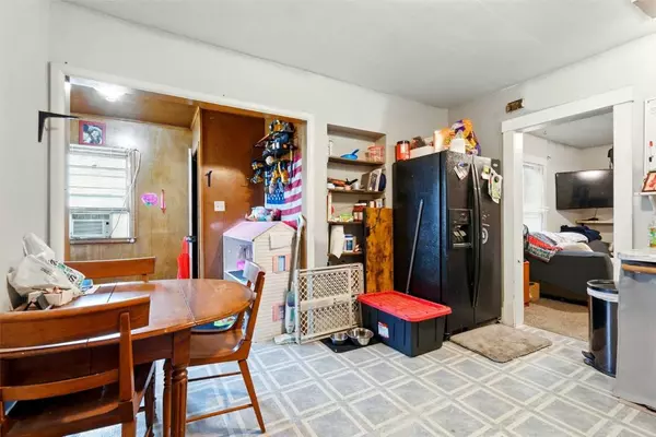 1116 21st AVE SW, Cedar Rapids, IA 52404