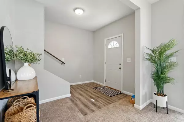 1644 A AVE NE, Cedar Rapids, IA 52402