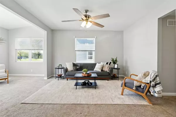 1644 A AVE NE, Cedar Rapids, IA 52402