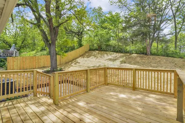 1418 26th ST NW, Cedar Rapids, IA 52405