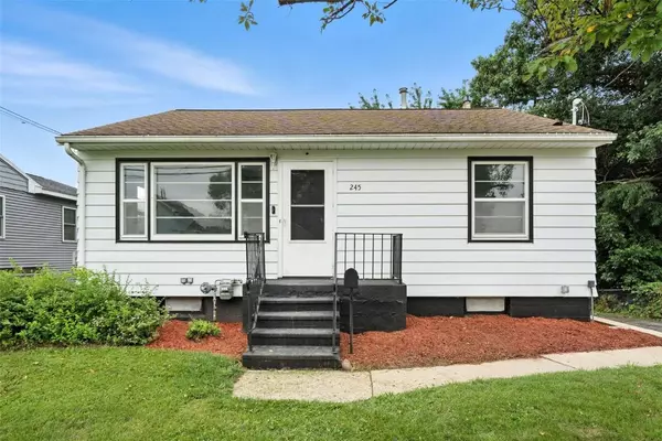 245 8th AVE, Marion, IA 52302