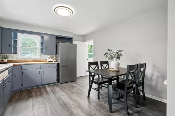 245 8th AVE, Marion, IA 52302